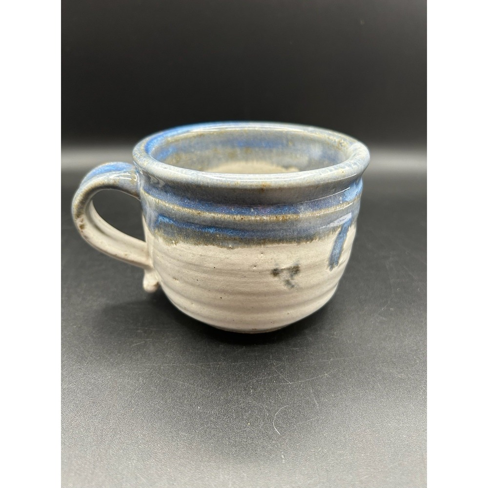 VTG Art Studio Pottery Mug Blue & White Drip Glaze 3.25" Tall